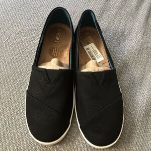 TOMS Avalon Women’s Shoe